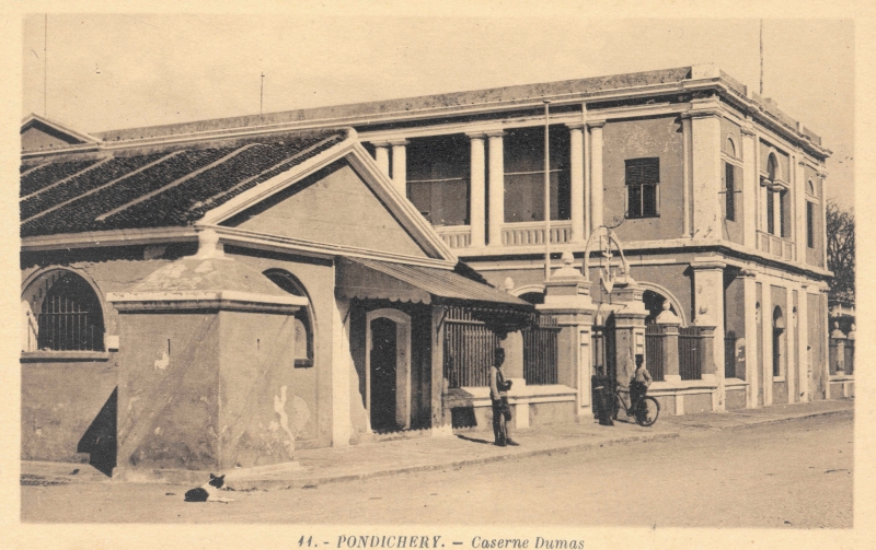 03-07 - Pondichery - caserne Dumas